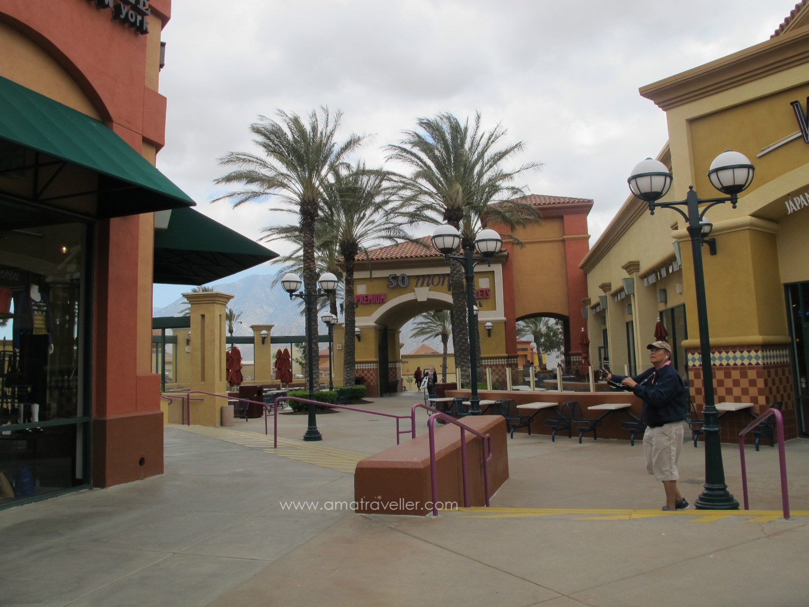 Last Call by Neiman Marcus at Cabazon Premium Outlet Mall